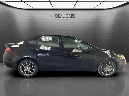 Pitch Black Clearcoat 2013 Dodge Dart SXT