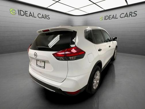 Glacier White 2017 Nissan Rogue S