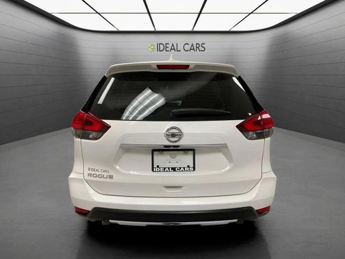 Glacier White 2017 Nissan Rogue S