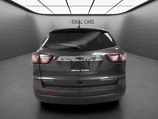 Gray 2016 Chevrolet Traverse LT