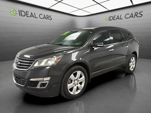 Gray 2016 Chevrolet Traverse LT