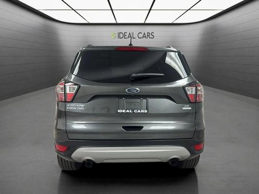 Magnetic 2018 Ford Escape SE