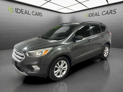 Magnetic 2018 Ford Escape SE