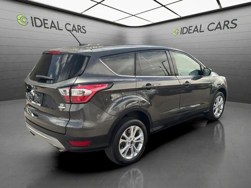 Ingot Silver 2017 Ford Escape SE