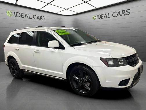 Vice White 2018 Dodge Journey Crossroad