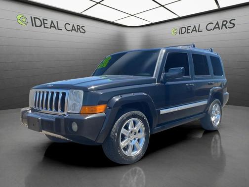 Brilliant Black Crystal Pearlcoat 2010 Jeep Commander Limited