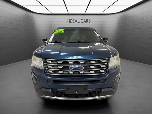 Blue Jeans Metallic 2016 Ford Explorer XLT