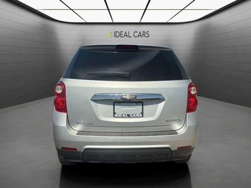 Silver Ice Metallic 2013 Chevrolet Equinox LS