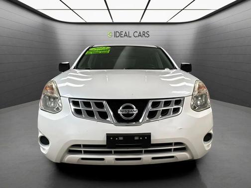Pearl White 2013 Nissan Rogue S
