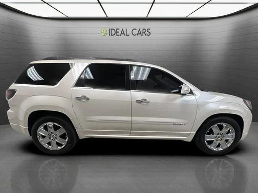 White Diamond Tricoat 2014 GMC Acadia Denali