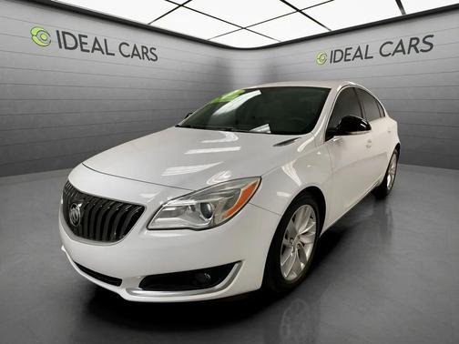 White Frost Tricoat 2016 Buick Regal Turbo