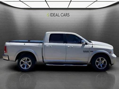 Pearl White 2016 RAM 1500 Laramie
