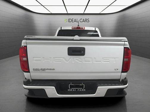 Summit White 2022 Chevrolet Colorado LT