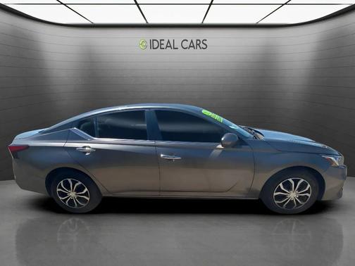 Gun Metallic 2021 Nissan Altima S FWD