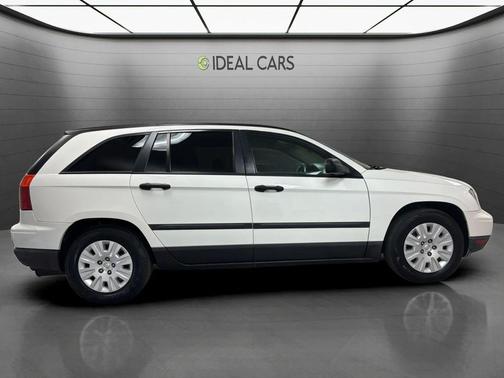 Stone White Clearcoat 2005 Chrysler Pacifica Base