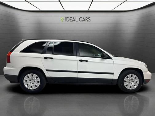 Stone White Clearcoat 2005 Chrysler Pacifica Base