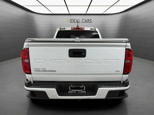 Summit White 2022 Chevrolet Colorado LT