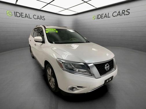 DIAMOND WHITE 2015 Nissan Pathfinder Platinum
