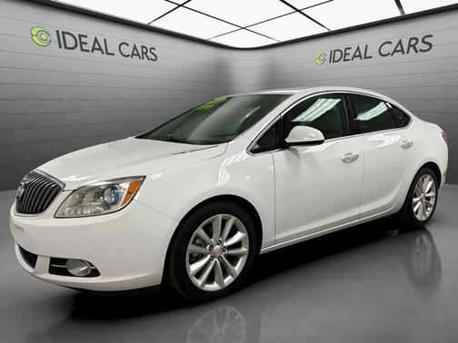 Summit White 2014 Buick Verano Base