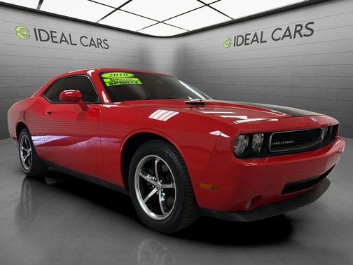 Inferno Red Crystal Pearlcoat 2010 Dodge Challenger SE