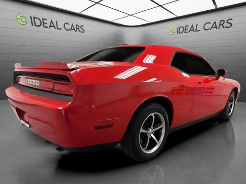 Inferno Red Crystal Pearlcoat 2010 Dodge Challenger SE
