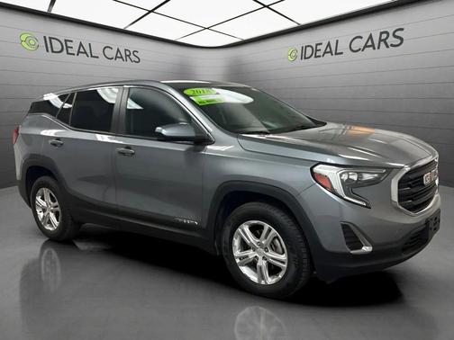Graphite Gray Metallic 2018 GMC Terrain SLE