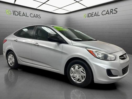 Ironman Silver Metallic 2017 Hyundai Accent SE