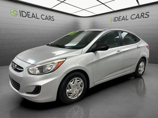 Ironman Silver Metallic 2017 Hyundai Accent SE