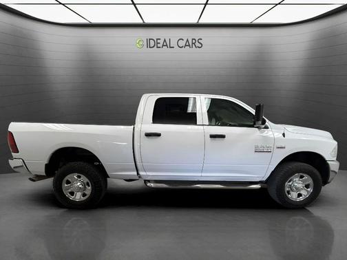 Bright White Clear Coat 2018 RAM 2500 Tradesman