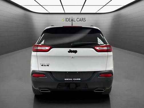 Bright White Clearcoat 2017 Jeep Cherokee High Altitude