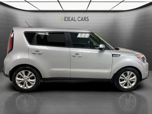 Bright Silver 2015 Kia Soul +