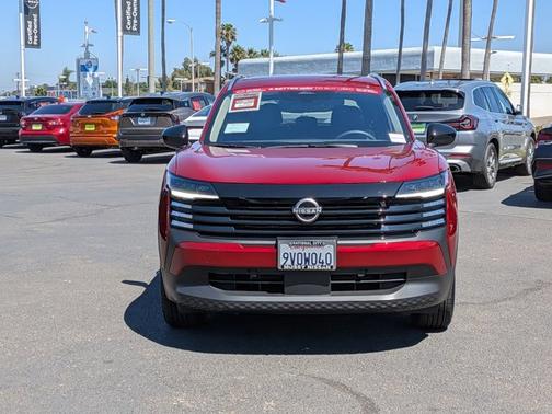 Scarlet Ember T 2026 Nissan Kicks SV