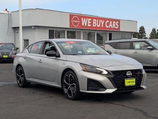 2023 Nissan Altima 2.5 SR