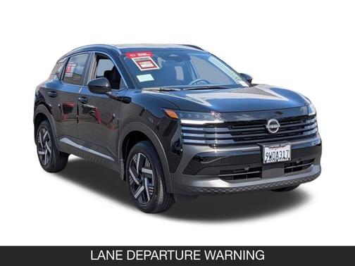 Super Black 2026 Nissan Kicks SV