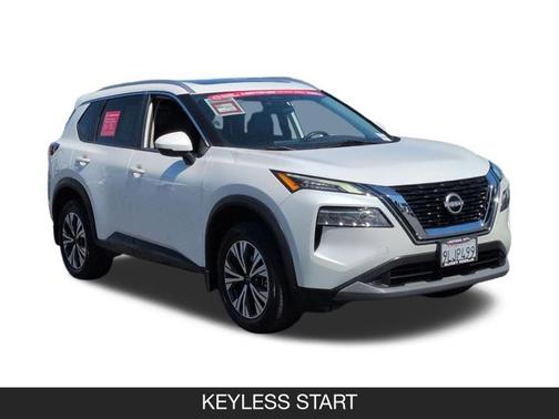 2022 Nissan Rogue SV