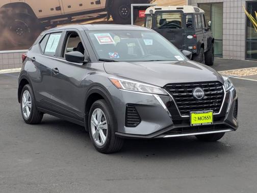 2024 Nissan Kicks S