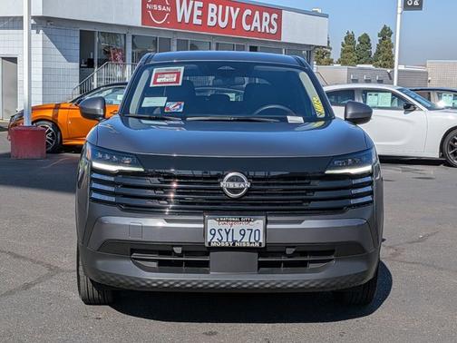 2025 Nissan Kicks SV