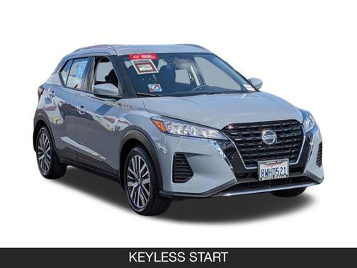 Boulder Gray 2021 Nissan Kicks SV