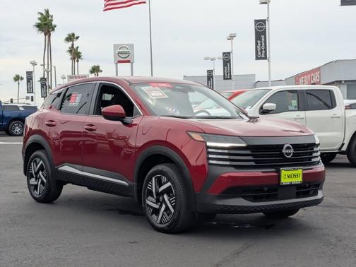 2025 Nissan Kicks SV