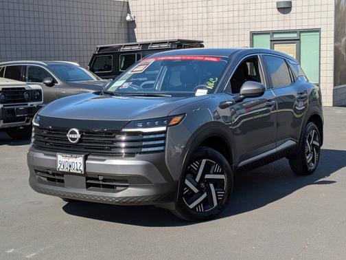 2025 Nissan Kicks SV