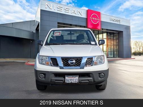 2019 Nissan Frontier S