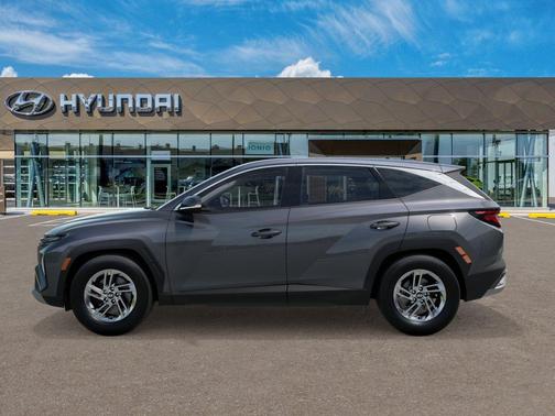 Ecotronic Gray 2026 Hyundai TUCSON SE