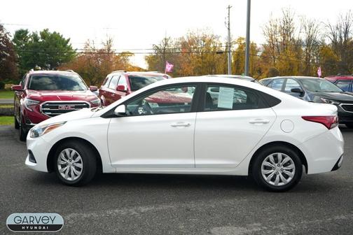 2021 Hyundai Accent SE
