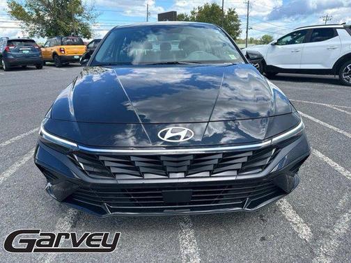 Abyss Black 2026 Hyundai ELANTRA Sport