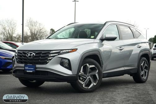 Silver 2022 Hyundai TUCSON SEL