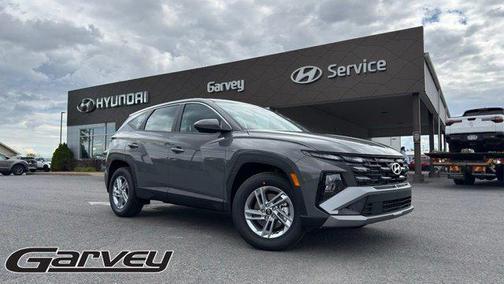 Hampton Gray 2026 Hyundai TUCSON SE