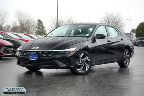 Black 2024 Hyundai ELANTRA SEL