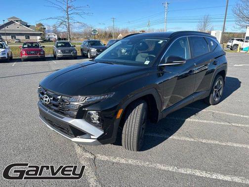 Phantom Black 2026 Hyundai TUCSON SEL Convenience