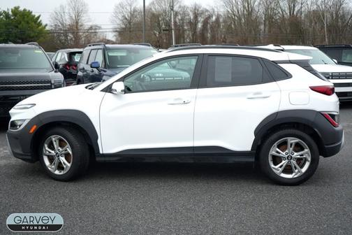 White 2023 Hyundai KONA SEL