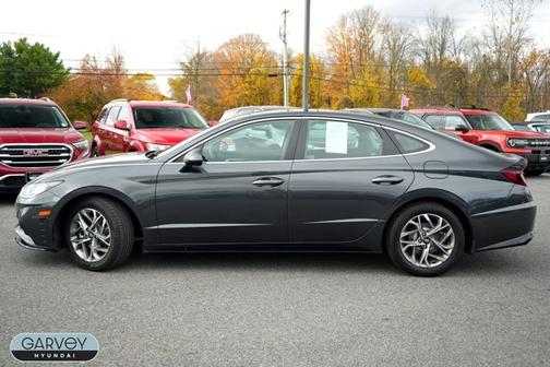 2021 Hyundai SONATA SEL